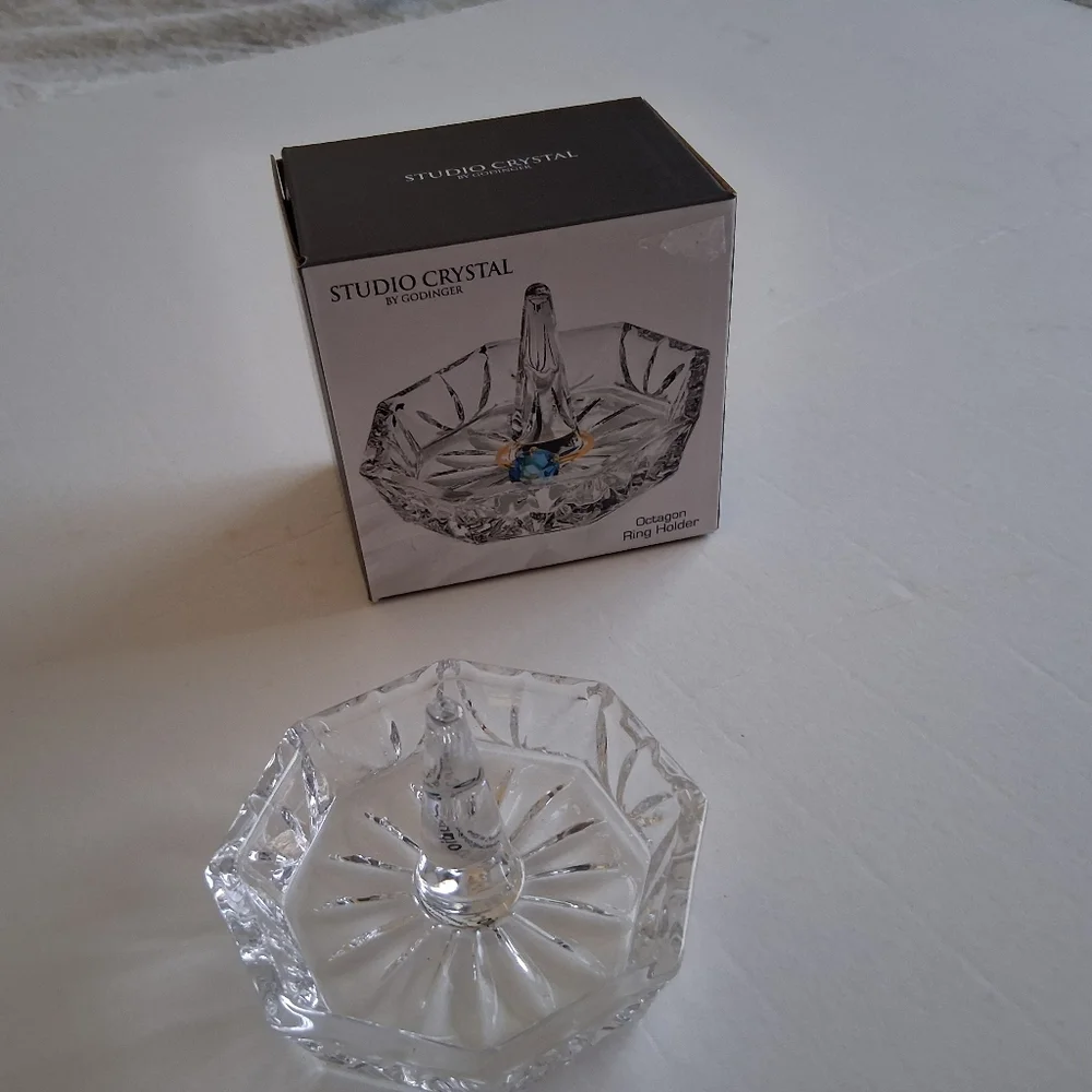 NEW Studio Crystal Ring Holder Stand NIB